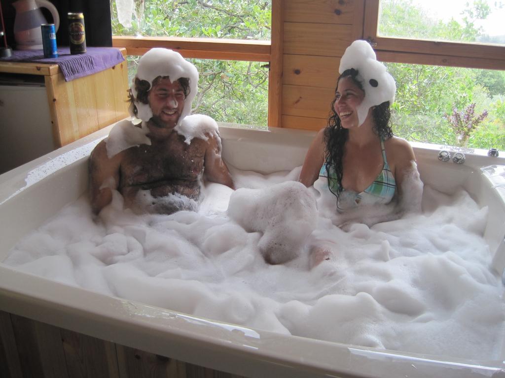 Spa In The Woods - B&B In Amirim Oda fotoğraf